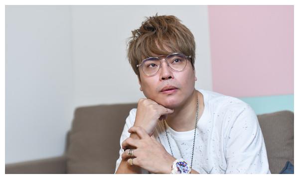 独/卡古整形 下巴3度取出放回 爆忧郁消失近况曝光