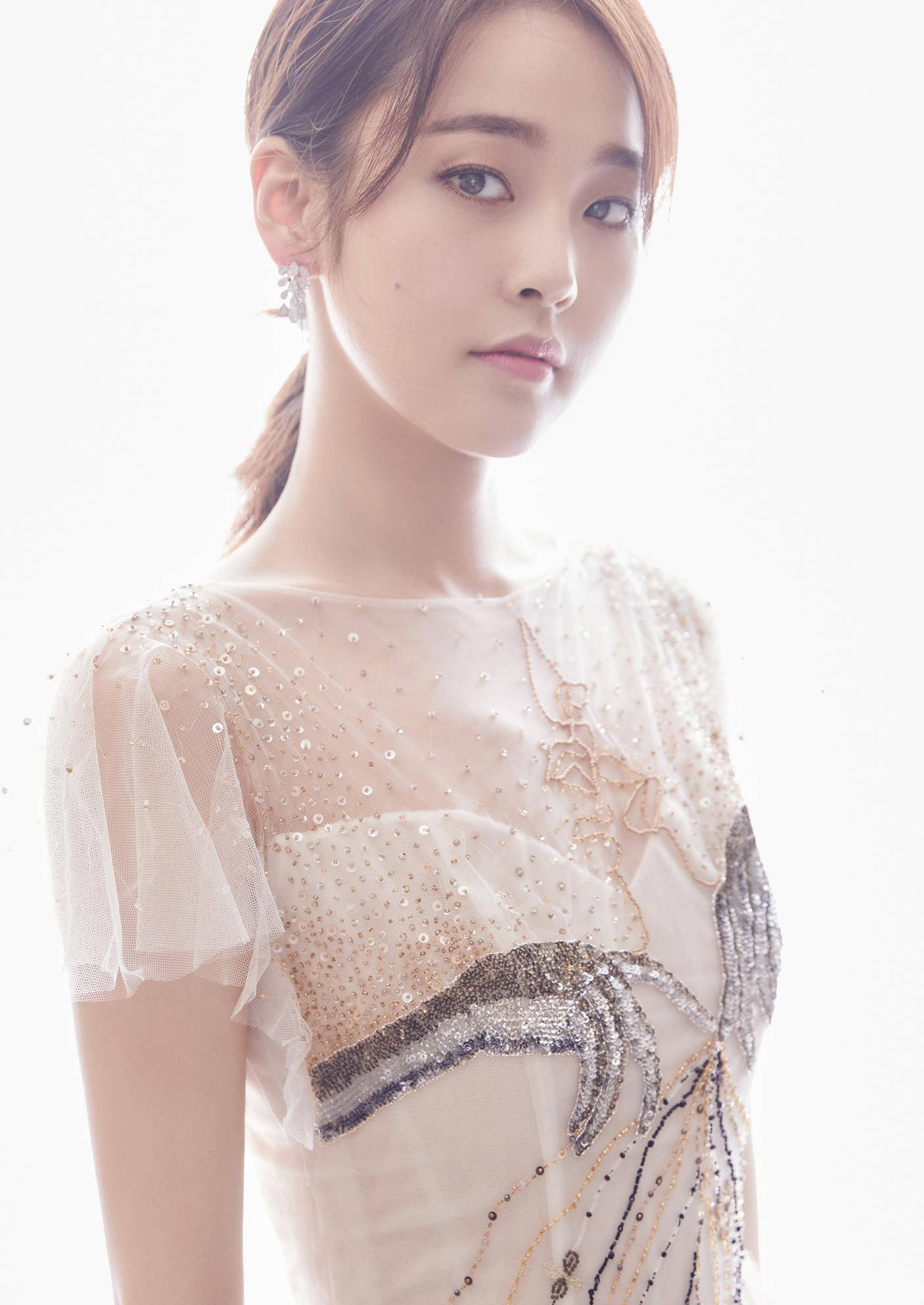 女神张佳宁:第5561期气质潮流美图欣赏