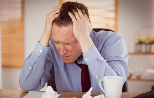 喝酒的人要注意：若你符合这4点，说明喝酒已“上瘾”，别再喝了休闲区蓝鸢梦想 - Www.slyday.coM