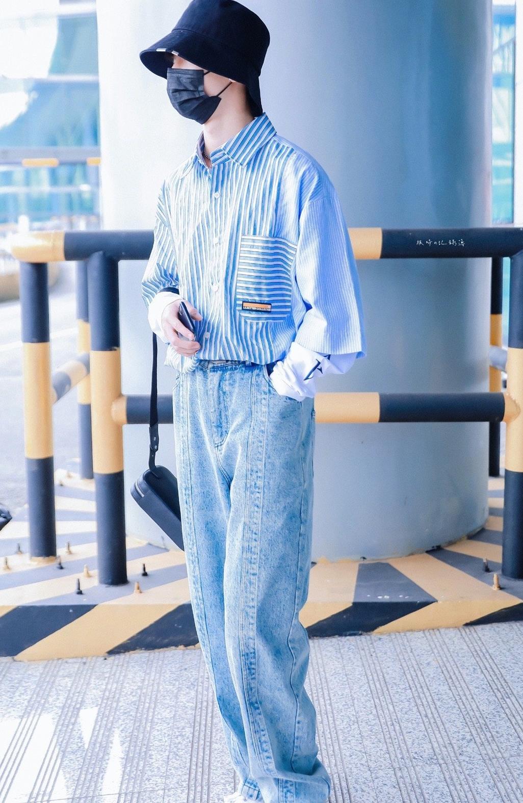 马嘉祺私服穿搭简单干净是疯狂心动的男孩没错了