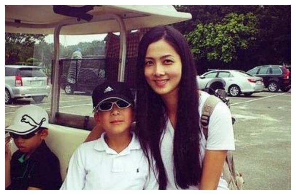 钱韦杉|邱宗志|演艺圈_新浪新闻