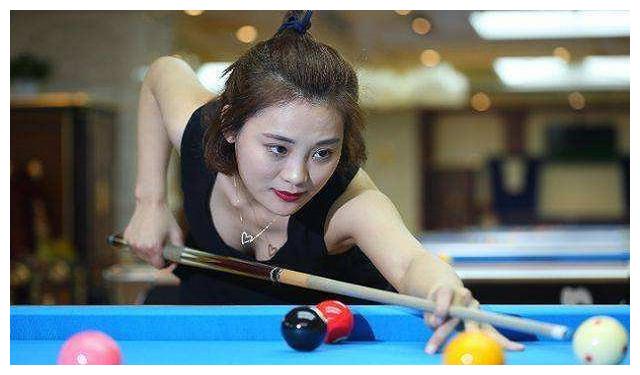 九球天后终于结婚,3次夺得世界冠军,富豪帅哥老公姓氏罕见