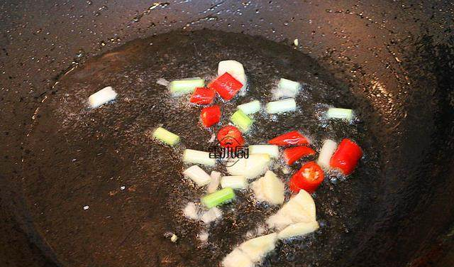 猪身上这东西11块钱一斤,比肥肠便宜,也更好吃,有些菜场没得卖休闲区蓝鸢梦想 - Www.slyday.coM 猪身上这东西11块钱一斤,比肥肠便宜,也更好吃,有些菜场没得卖休闲区蓝鸢梦想 - Www.slyday.coM