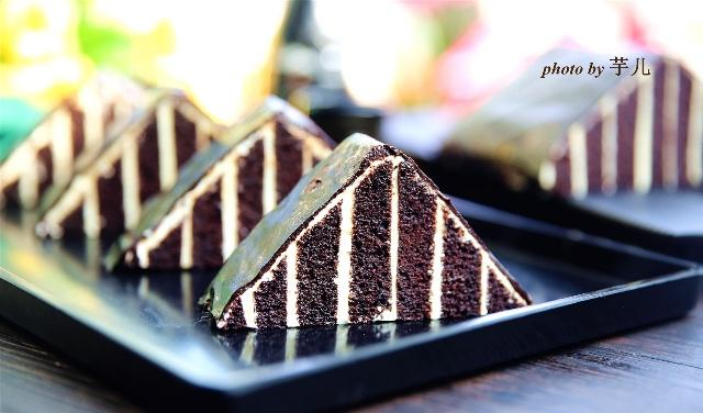 喜欢巧克力的,千万别错过这道糕点,香浓可口,吃一口就忘不了休闲区蓝鸢梦想 - Www.slyday.coM 喜欢巧克力的,千万别错过这道糕点,香浓可口,吃一口就忘不了休闲区蓝鸢梦想 - Www.slyday.coM