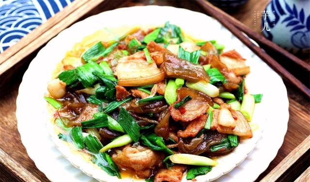 蒜苗盐煎肉最好吃的做法一周3次吃不够肥而不腻美味又下饭
