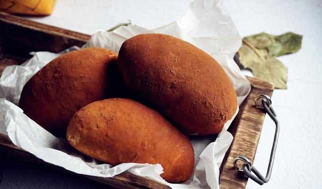 这个面包加了红薯，好吃又健康，烘焙达人一步步教您做出来休闲区蓝鸢梦想 - Www.slyday.coM