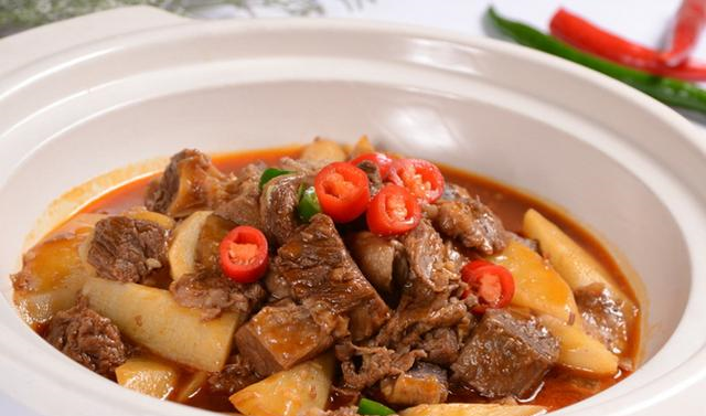 想吃砂锅牛肉不要出去买,教你在家做,鲜嫩入味,好吃不油腻|牛肉|砂锅|