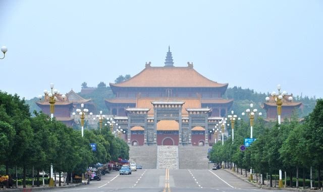 汉化观音成道正果之地河南平顶山香山寺