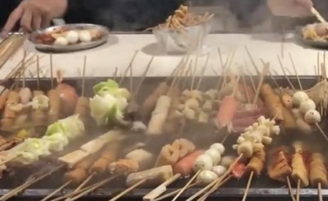 为什么越来越多人“打死”不吃路边的麻辣烫了?看完明白其原因休闲区蓝鸢梦想 - Www.slyday.coM 为什么越来越多人“打死”不吃路边的麻辣烫了?看完明白其原因休闲区蓝鸢梦想 - Www.slyday.coM