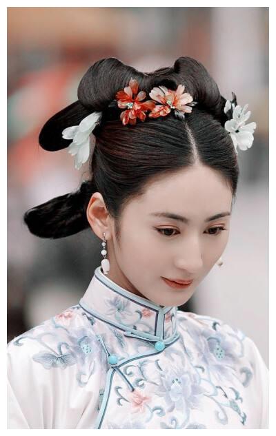 十年前的唐人,穷什么也不会穷颜值,女演员个个的都是高颜值