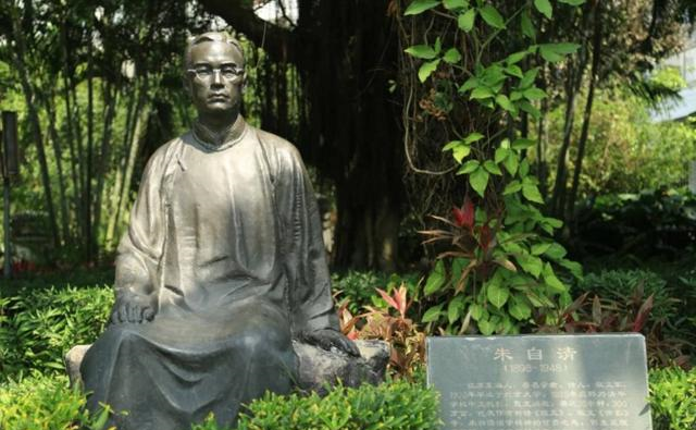 当朱闰生接到这封信时,父亲渗透在其中的爱和期盼,也被