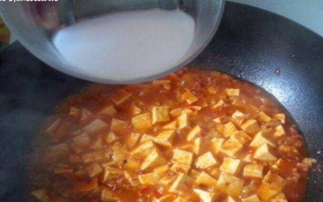 川菜大厨：做“麻婆豆腐”的4个诀窍，不懂你的豆腐白做了休闲区蓝鸢梦想 - Www.slyday.coM