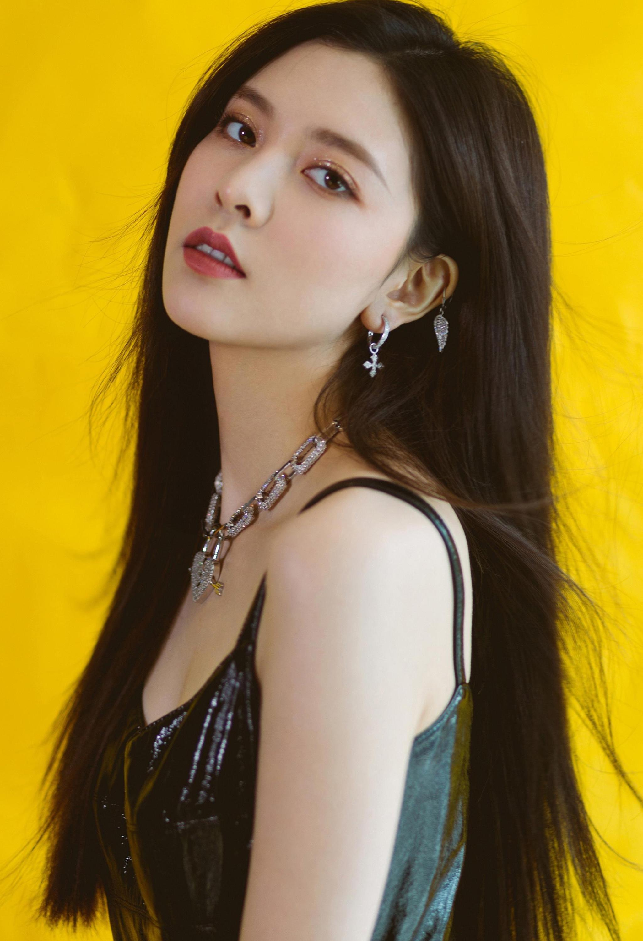 女神宋妍霏:第5557期气质潮流美图欣赏