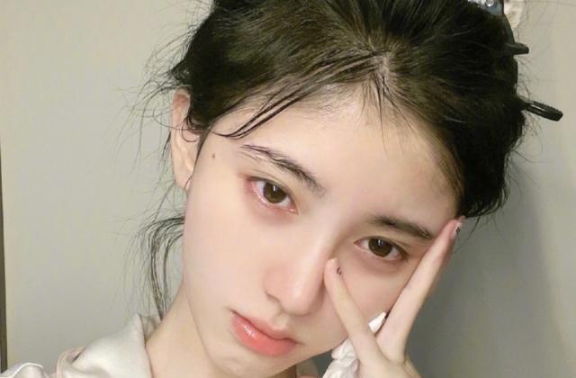 27岁鞠婧祎素颜模样火了晒洗脸照力证美貌皮肤嫩如婴儿肌