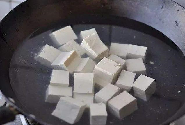 川菜大厨：做“麻婆豆腐”的4个诀窍，不懂你的豆腐白做了休闲区蓝鸢梦想 - Www.slyday.coM