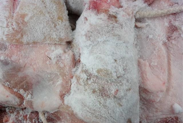 要快速解冻猪肉千万别用水泡试试这2招解冻快味道更新鲜