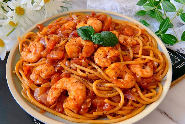 番茄虾仁意面好吃的秘诀,掌握这两点,意面更劲道,味道更鲜美!休闲区蓝鸢梦想 - Www.slyday.coM 番茄虾仁意面好吃的秘诀,掌握这两点,意面更劲道,味道更鲜美!休闲区蓝鸢梦想 - Www.slyday.coM