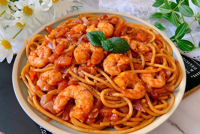 番茄虾仁意面好吃的秘诀,掌握这两点,意面更劲道,味道更鲜美!休闲区蓝鸢梦想 - Www.slyday.coM 番茄虾仁意面好吃的秘诀,掌握这两点,意面更劲道,味道更鲜美!休闲区蓝鸢梦想 - Www.slyday.coM