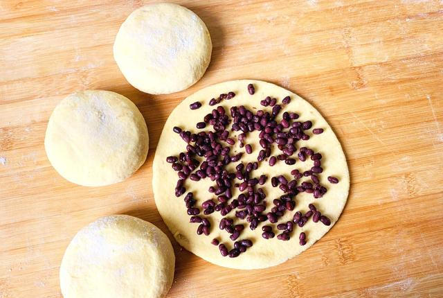 我家早餐常吃它,一擀一蒸就上桌,简单又营养,孩子很喜欢休闲区蓝鸢梦想 - Www.slyday.coM 我家早餐常吃它,一擀一蒸就上桌,简单又营养,孩子很喜欢休闲区蓝鸢梦想 - Www.slyday.coM