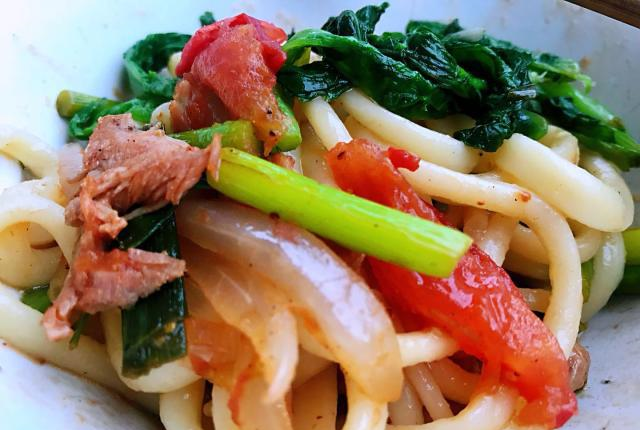 新疆拉条子深受人们喜欢,只要会做,在全国任何一个角落都能吃上休闲区蓝鸢梦想 - Www.slyday.coM 新疆拉条子深受人们喜欢,只要会做,在全国任何一个角落都能吃上休闲区蓝鸢梦想 - Www.slyday.coM