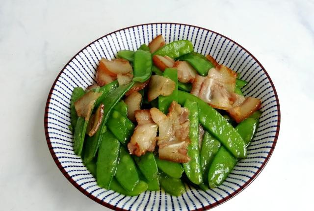 3个人的午餐,半小时做了两菜一汤,一锅米饭吃光光,太香了!休闲区蓝鸢梦想 - Www.slyday.coM 3个人的午餐,半小时做了两菜一汤,一锅米饭吃光光,太香了!休闲区蓝鸢梦想 - Www.slyday.coM