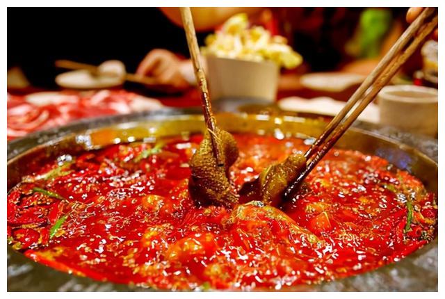 震惊红油火锅吃多了容易胖