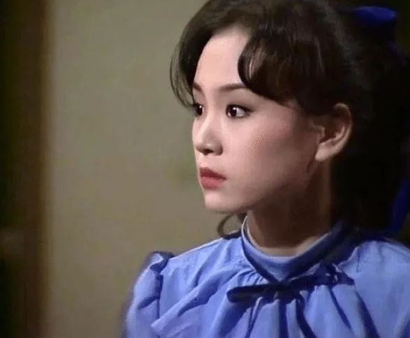 《甄嬛传》皇太后 20岁时有多美？休闲区蓝鸢梦想 - Www.slyday.coM