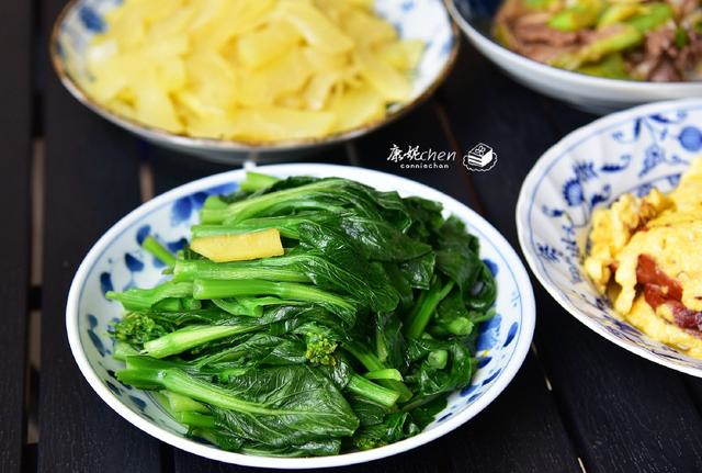 30分钟做了4道菜，都是简单家常菜，女儿说能吃妈妈做的菜真幸福休闲区蓝鸢梦想 - Www.slyday.coM