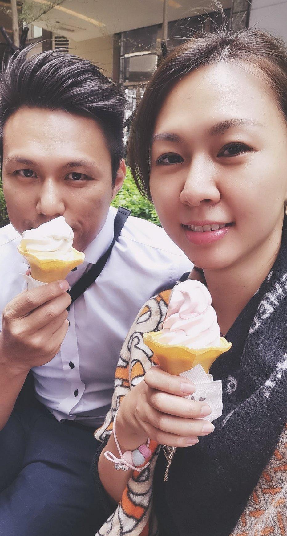 卓依婷结婚纪念日用冰淇淋干杯!婚后尽是人妻的模样,发福也很美