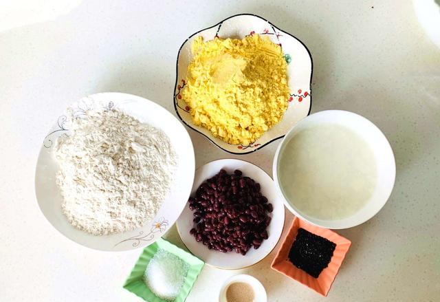 我家早餐常吃它,一擀一蒸就上桌,简单又营养,孩子很喜欢休闲区蓝鸢梦想 - Www.slyday.coM 我家早餐常吃它,一擀一蒸就上桌,简单又营养,孩子很喜欢休闲区蓝鸢梦想 - Www.slyday.coM