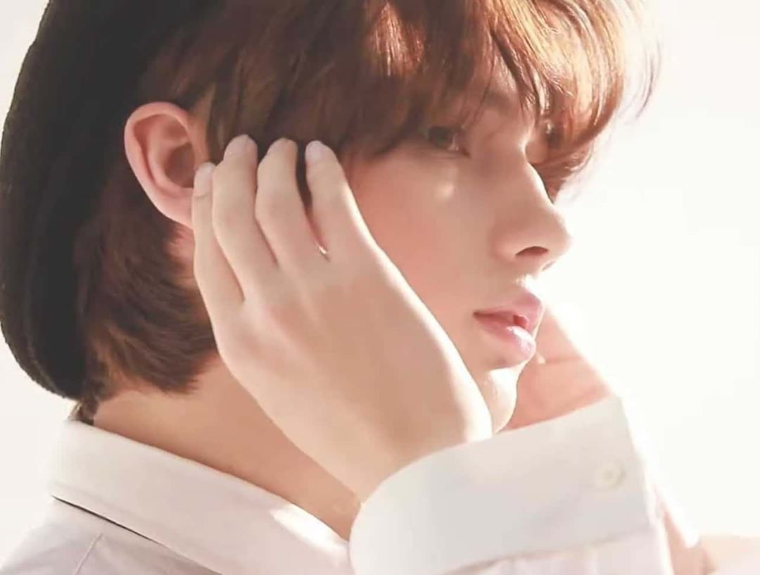 男团txt成员休宁凯,干净有气质的阳光美少年,混血的他疑似赫本_高清