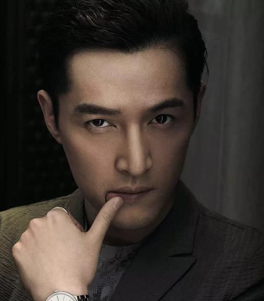 1/ 8胡歌,1982年9月20日出生于上海市徐汇区,中国内地男演员,歌手