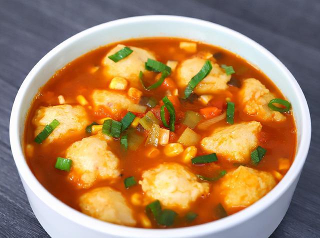 芝士手指麻薯辣炒杏鲍菇丝番茄鱼丸汤