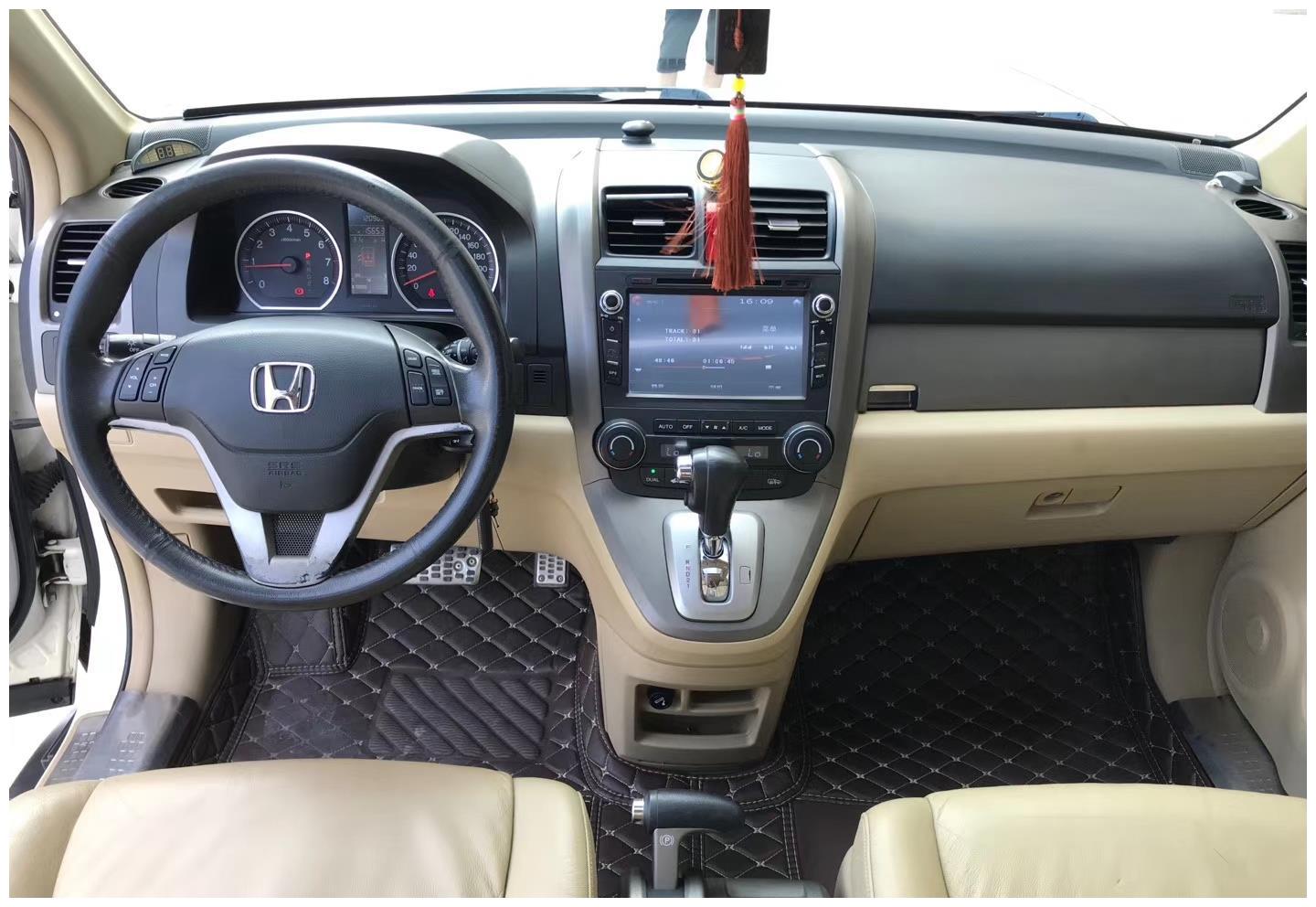 分享一组车子图片,09年3月本田crv2.4高配四驱版