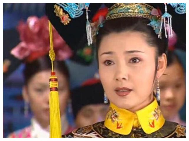 她是《还珠格格3》中的皇后,丈夫为她一夜白头,今生活羡煞旁人|姜黎黎