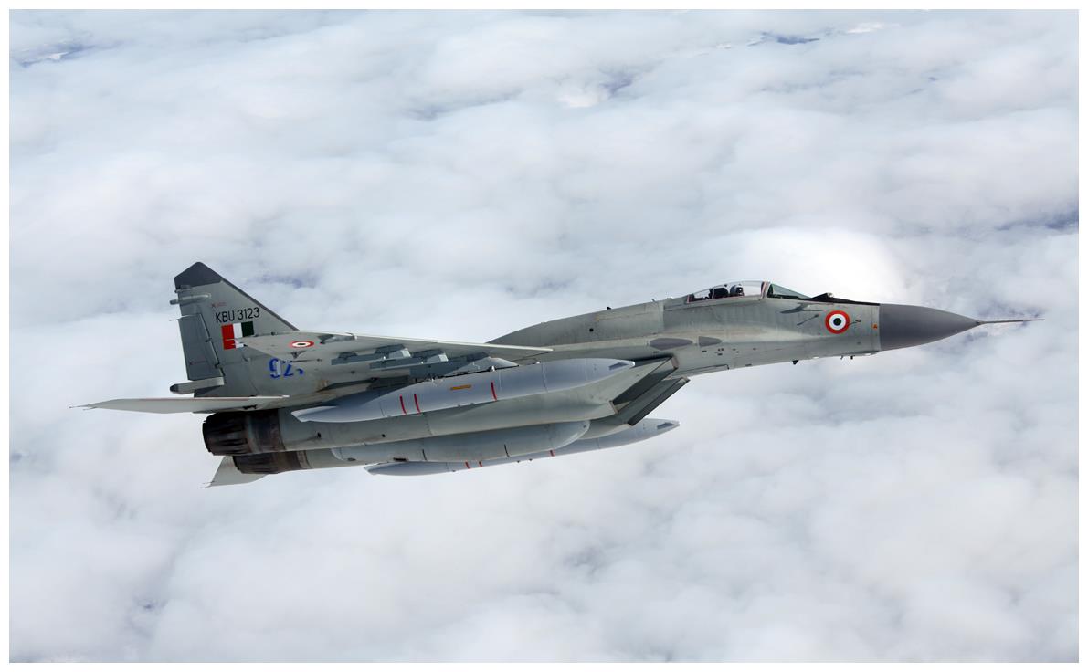 印巴战机将用同一款发动机,枭龙和米格29孰优孰劣?