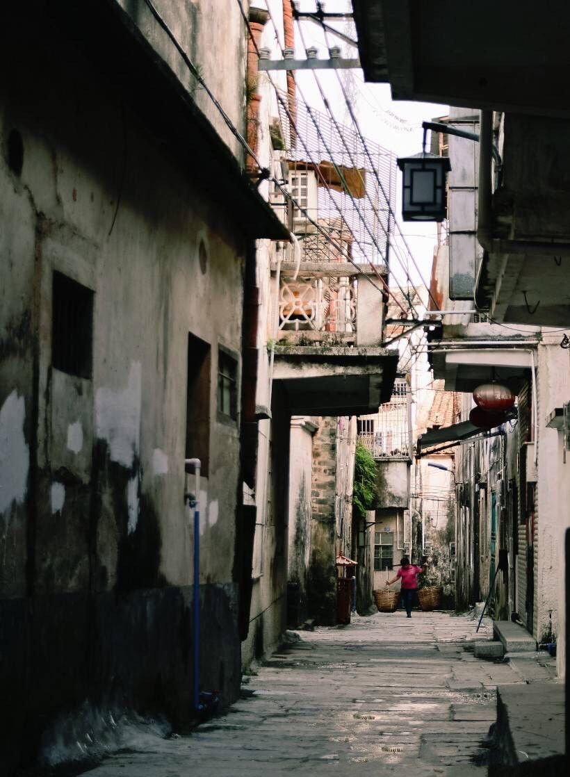 20 03:01:58            懒得动心问筠 1 / 11 淡水老街,指的是河边