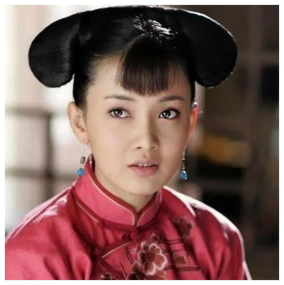 《闯关东》也有很多实力女演员,比如扮演夏玉书的黄小蕾,演技扎实