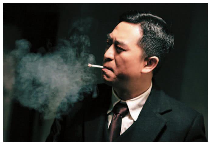 "男神大叔"张嘉译,以后再难见到了?网友得知后:真的不舍!