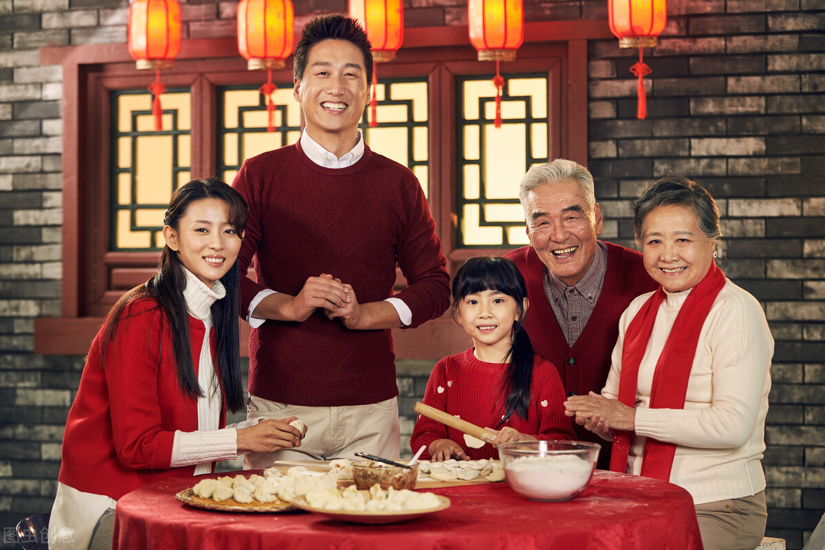 正月十二有不一样的拜年祝福语12句12句拜年祝福语