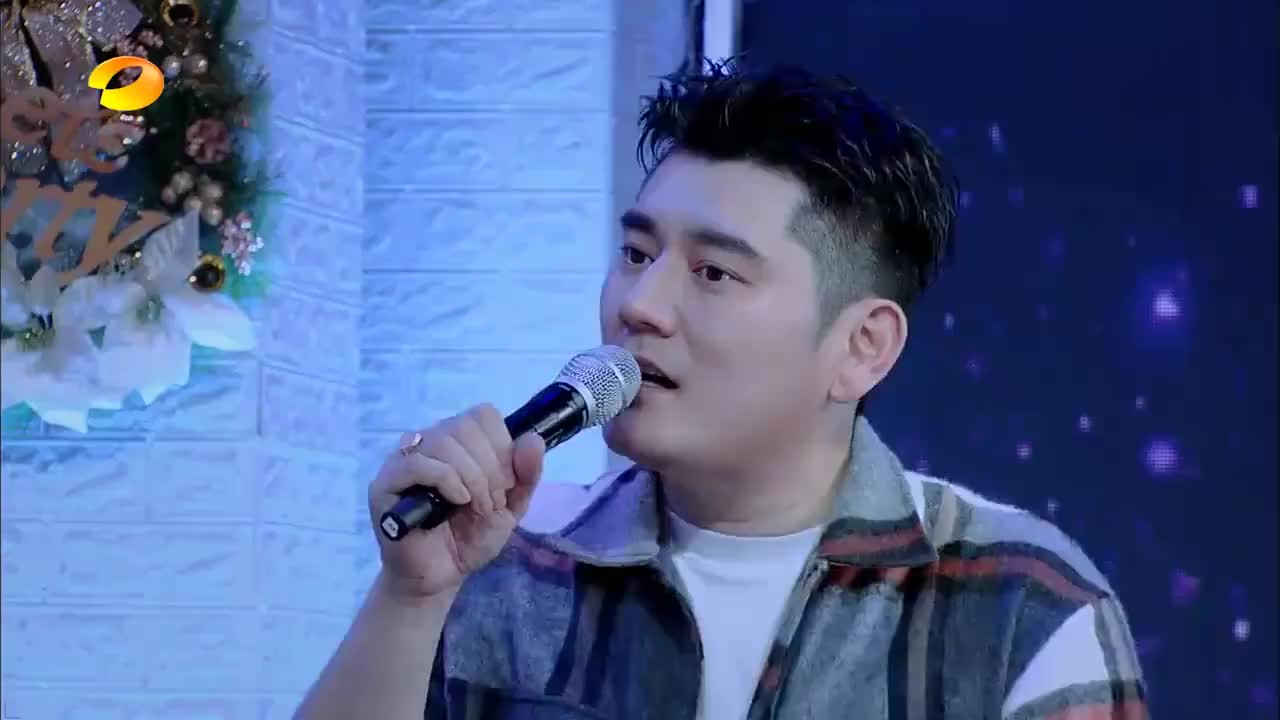 汪涵变"红娘"撮合孟佳,陈振威,谁料男生当场要加微信,炸了!