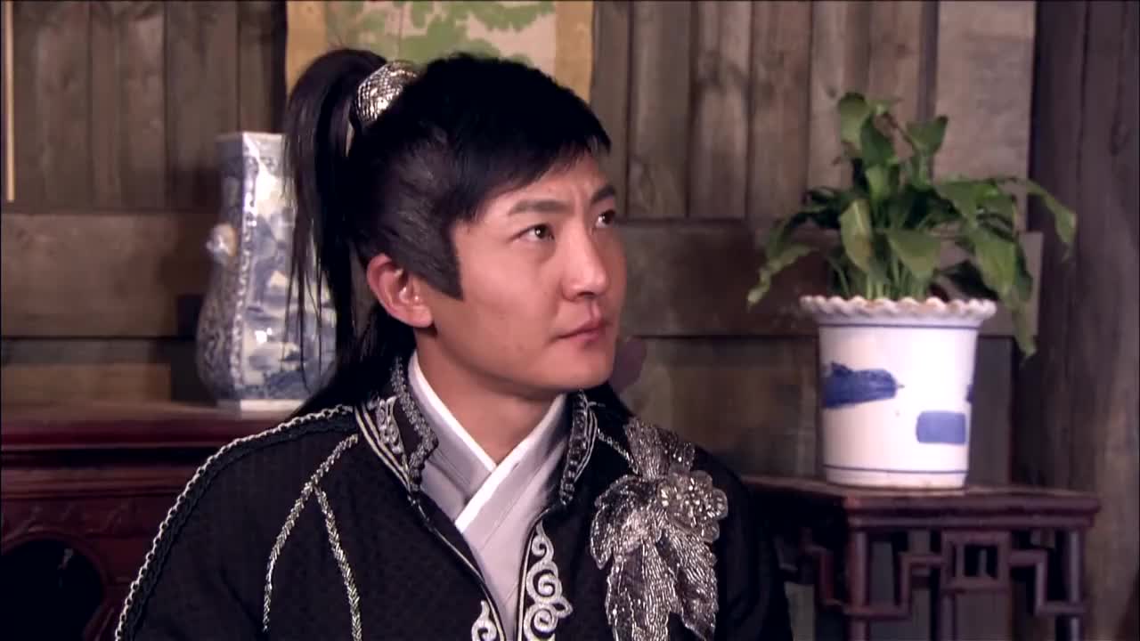 龙门镖局大叔果然深藏不露这武功真是镖局一绝