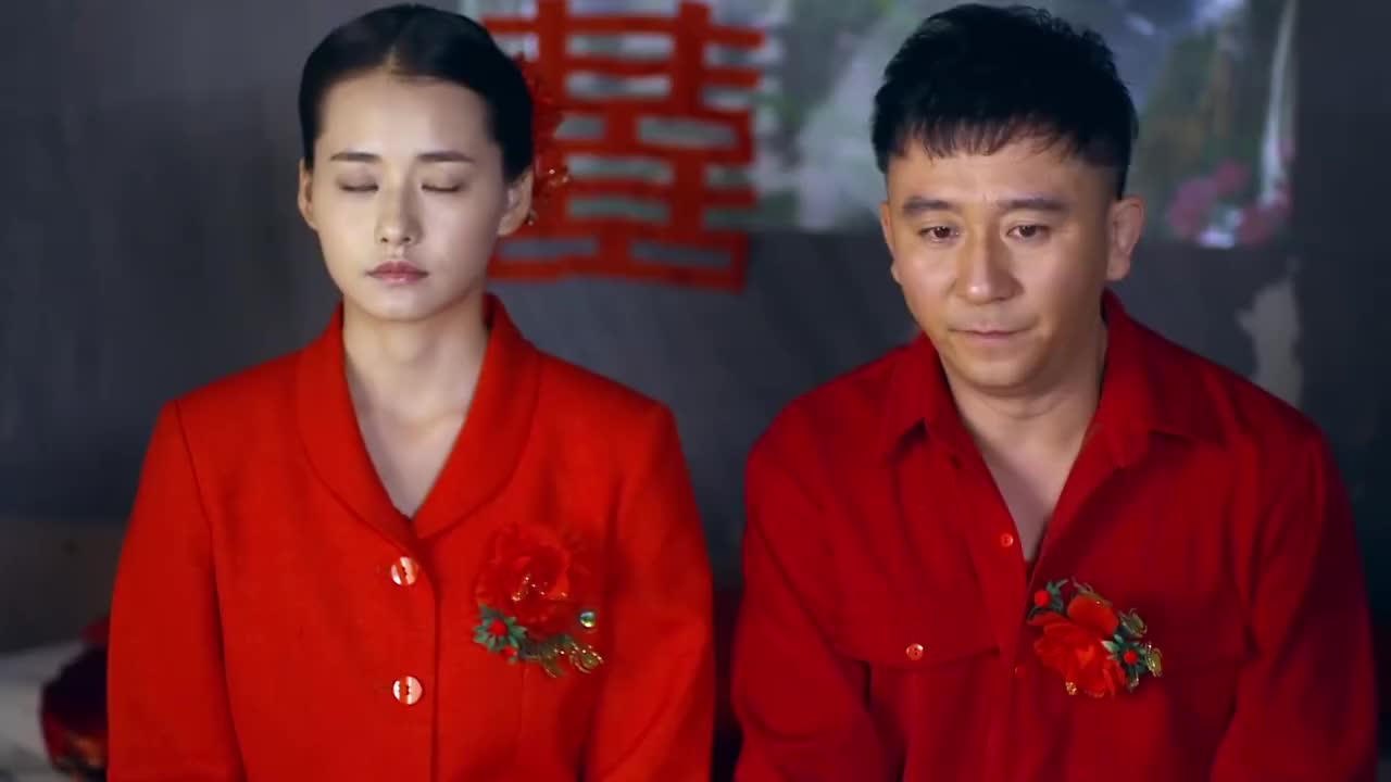 福根进城新娘新婚夜手握录取通知书她是想放弃婚姻去念书吗