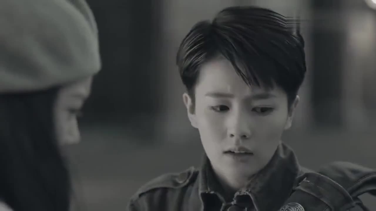 烈火军校顾期期想起上次救她的就是谢良辰瞬间星星眼