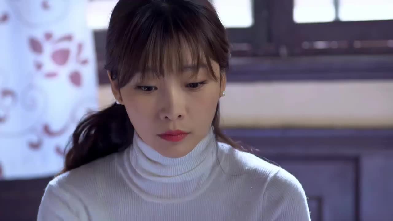 两个女人赵欣梅羡慕牛淑荣便和牛成国商量要给她介绍对象