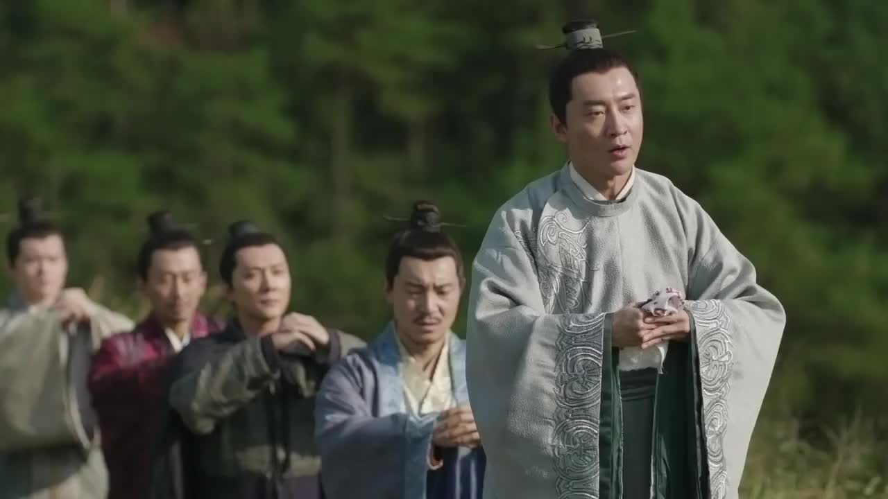 知否赵策英跪求父亲接受太子之位救救全家赵宗全被迫答应