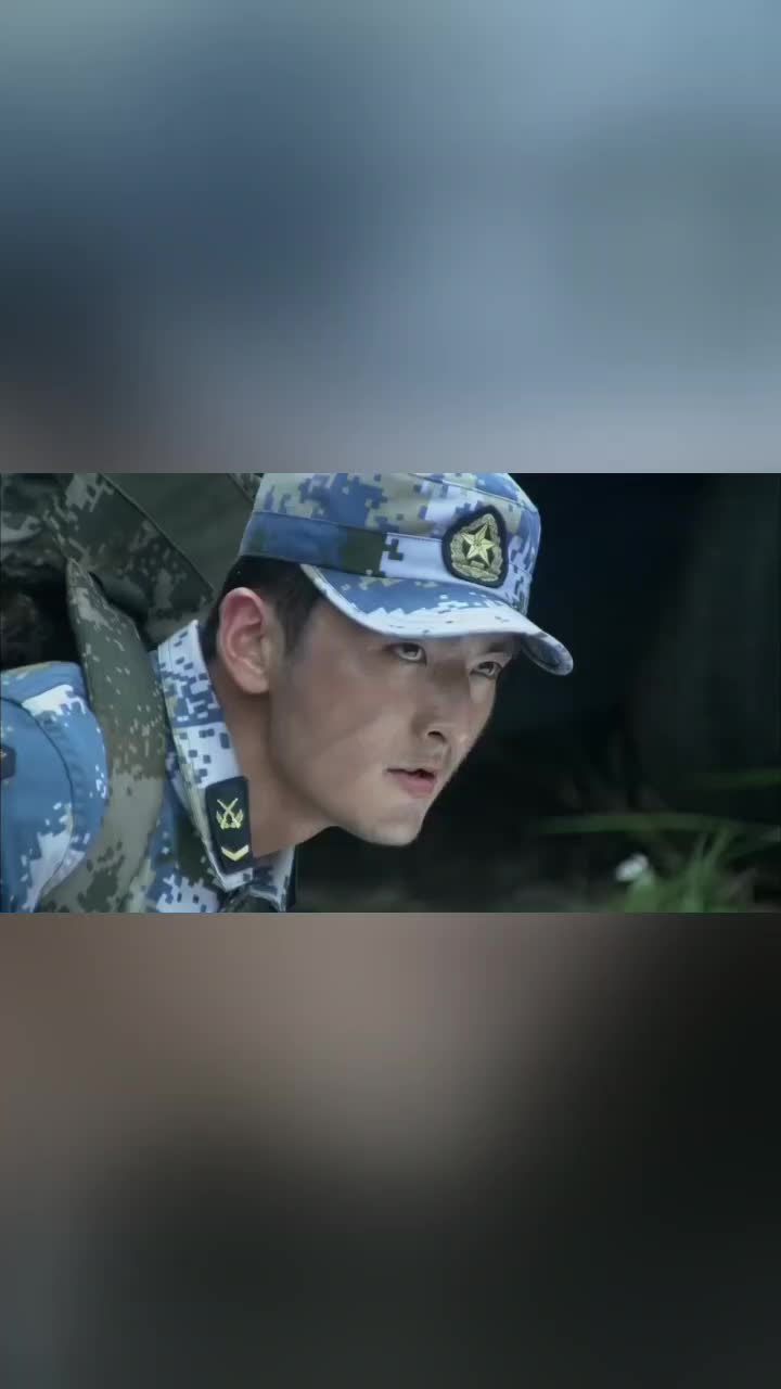 火蓝刀锋:向羽手伤复发,被抓住,心疼!