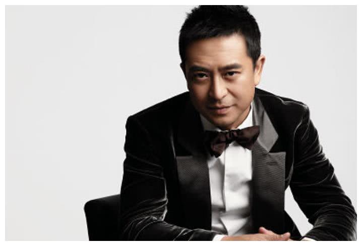 "男神大叔"张嘉译,以后再难见到了?网友得知后:真的不舍!