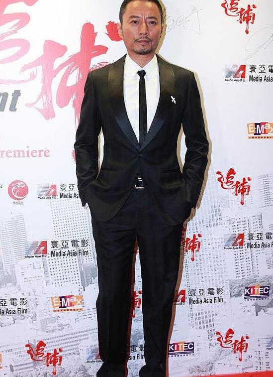 厚积才能薄发,这件外套为你加码|张涵予|青果|老师_新浪新闻