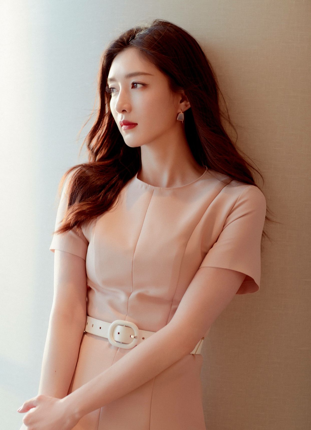 高冷御姐江疏影,每一张照片都让人深深折服_高清图集_新浪网